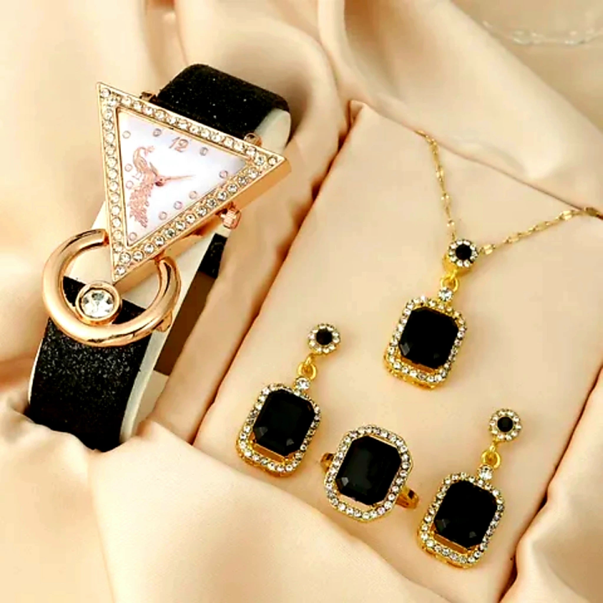 Parure Bijoux Élégance – Montre Triangle Strass, Bracelet/Collier, Boucles d'Oreilles & Bague – Coffret Cadeau Inclus
